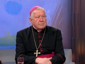 Надбискуп Хочевар: Не можемо прихватити Бога ако не прихватимо сваког човека