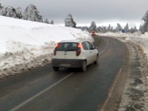 На којим деоницама има снега - опрез у вожњи