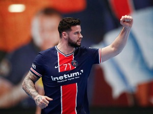 Рукометаш ПСЖ-а избоден ножем у Паризу