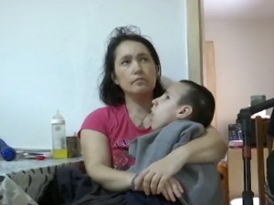 Муке Ђурића из Ваљева – мајка и син болесни и без помоћи, јер формално нису социјални случајеви