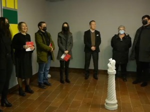 Бечка школа - истурено одељење