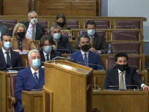 Политичка сцена Црне Горе по систему: Сменом ћеш ме, сменом ћу те