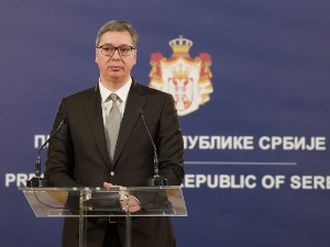 Вучић вечерас са Ескобаром и Лајчаком