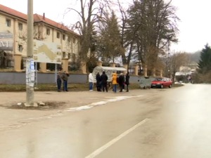 Укинута аутобуска линија до Гаџиног хана, како ће деца до школе