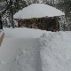 Мећава на Власини направила сметове високе метар и по