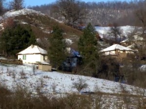 Приче Срба избеглих из Подујева, "сваки март је био са укусом јоргована и сузавца"