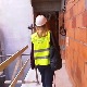 Пребијају их, прете деци, пале аутомобиле – опасно је бити инспектор у Србији