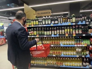 ПКС: У трговинама довољно свих намирница, залихе су непотребне