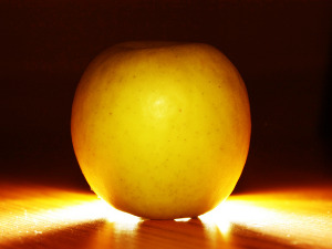 Од злата јабука