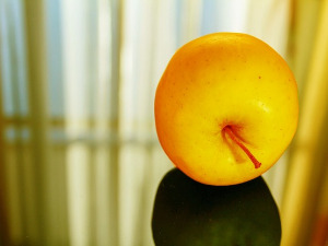 Од злата јабука