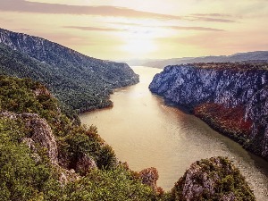 Реке не смемо третирати као колекторе ђубрета и отпада