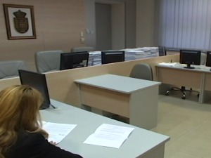 Већина грађана не жели ствари са добоша, верују да се срећа не гради на туђој несрећи