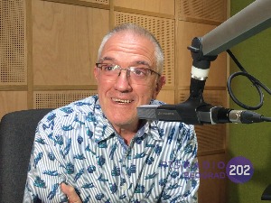 Широм затворених очију: Дејан Цукић – Оде понедељак!