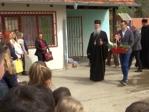 Васкрс обележен у Сувом Грлу и Бањама код Србице