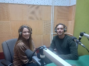 Широм затворених очију: И ја сам водитељ на Двестадвојци!