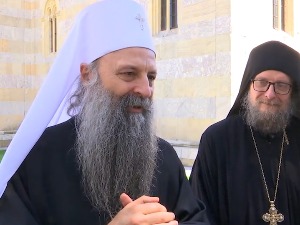 Патријарх Порфирије: Никада не треба да одустанемо од потребе да проблеме решавамо разговором 
