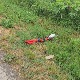 Група Албанаца запалила заставу Србије у Прилужју