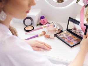 Дугови и притисак кармина Кајли Џенер и Ријане – Ревлон поднео захтев за заштиту од банкрота