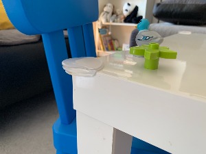 Када дете прохода опасност вреба на сваком кораку – на шта да обратите пажњу у стану