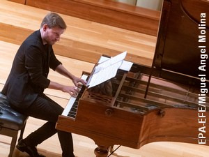 Нова дискографија