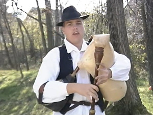 Свирај свирче - гајде  