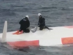 „На граници могућег“ – једриличар спасен после 16 сати проведених у преврнутом броду на Атлантику