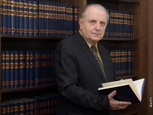 Миро Вуксановић