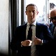 Метин четбот: Закерберг је језив и експлоатише људе, а Трамп ће увек бити председник