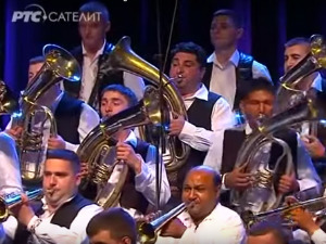 	Уживо - 100 српских труба