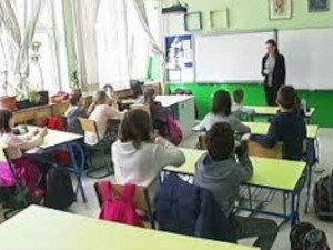 Ђаци и наставници – некад и сад