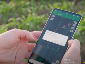 РТС Лаб: Пољопривреда на клик и свет птица