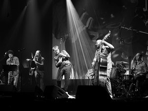 Џез у  Шестици, директан пренос – Kuhn Fu