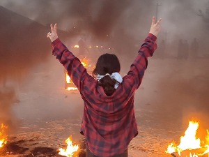 Велики антивладин протест у Ирану након сахране дечака