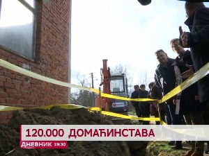 120.000 домаћинстава