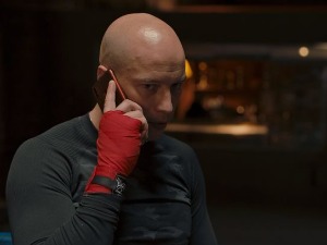 У клинчу, 11-30