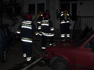 Пожар на Звездари, страдала једна особа