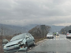 Судар два аутомобила на путу Пожега–Ужице