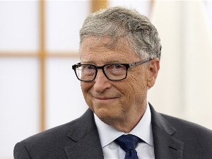 Зашто Бил Гејтс подржава бизнис који се бави подригивањем и испуштањем гасова код крава