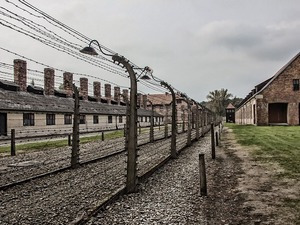 Д. Стојановић, Д. Игрутиновић: Постхолокаустовска читања у јеврејској хришћанској мисли