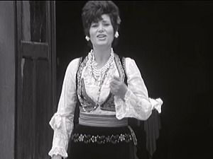  1001 Траг - Сини муњо, удри громе - Мира Васиљевић 