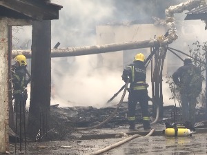 Ухашен пожар у фабрици намештаја у ужичком насељу Турица