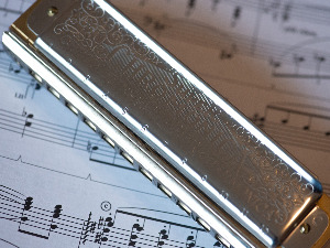 	Свирај свирче - усна хармоника 