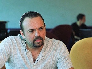 Пси лају ветар носи, 5-11 прва сезона