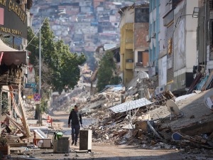 У новим потресима у Турској и Сирији погинуло најмање 11 особа, на стотине повређених