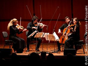 Светске музичке позорнице