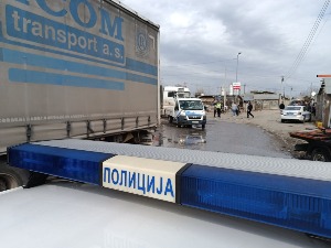 Београд, дете погинуло након што га је ударило теретно возило